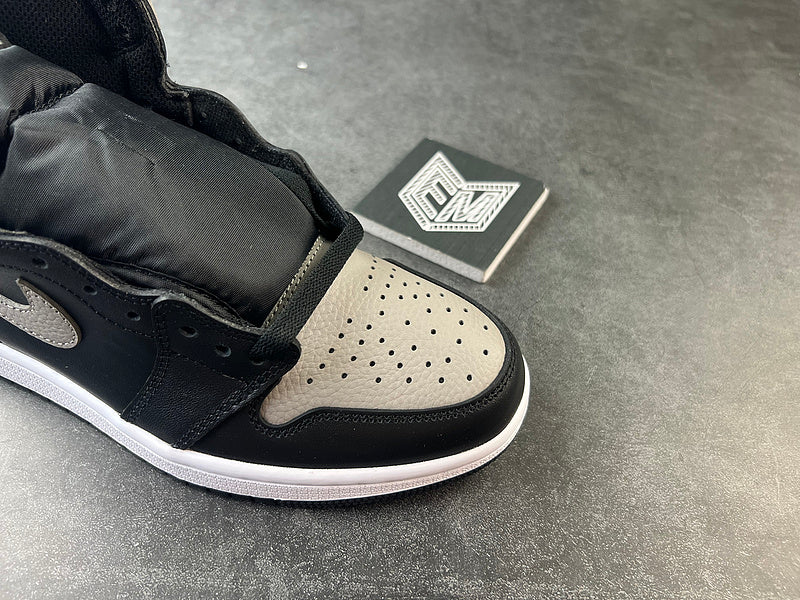 Air Jordan 1 Retro High Shadow (2018) - DRIP DOS ARTISTAS 