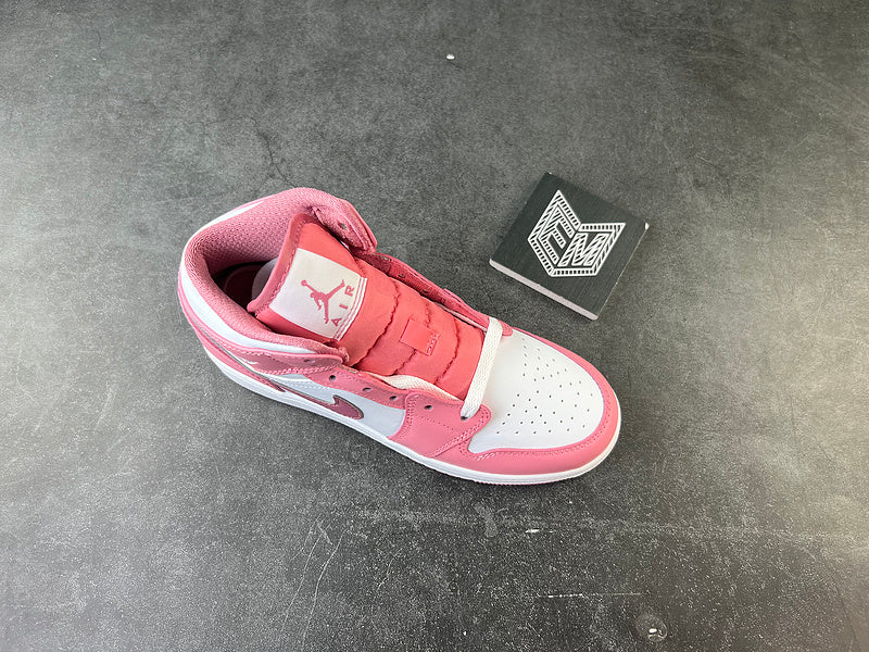 Jordan 1 Mid Valentine's Day (2023) (GS) - DRIP DOS ARTISTAS 