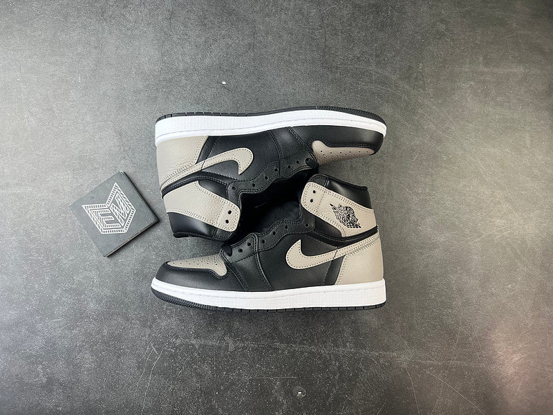 Air Jordan 1 Retro High Shadow (2018) - DRIP DOS ARTISTAS 