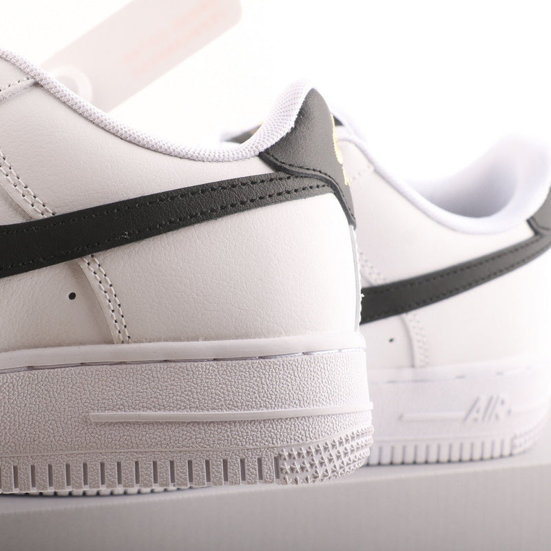 Air Force 1 golden swoosh - DRIP DOS ARTISTAS 