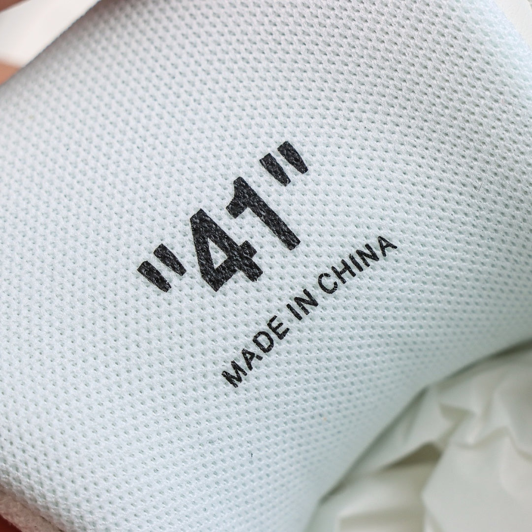 OFF WHITE SNEAKER OF OFFICE