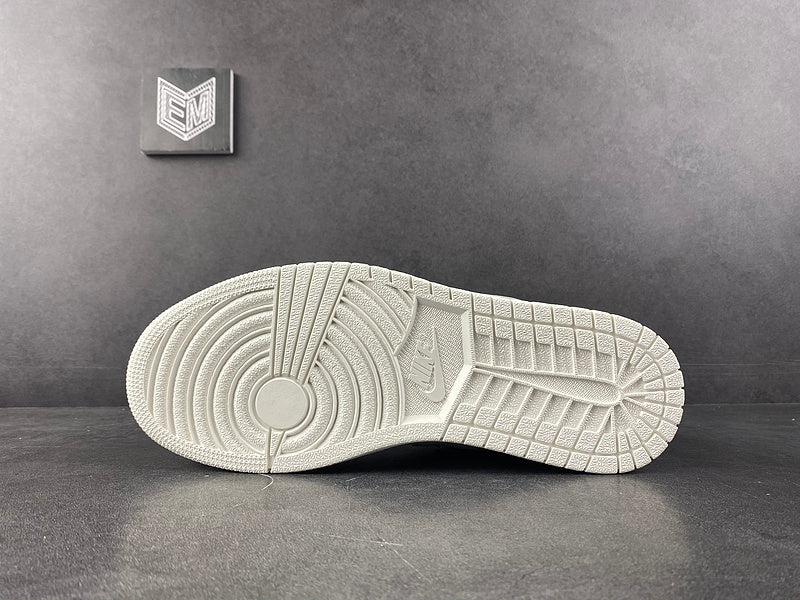 Jordan 1 Low Paris - DRIP DOS ARTISTAS 
