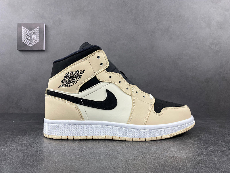 Air Jordan 1 Mid Barely Orange - DRIP DOS ARTISTAS 