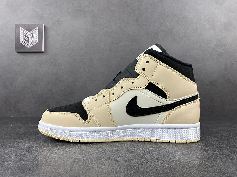 Air Jordan 1 Mid Barely Orange - DRIP DOS ARTISTAS 