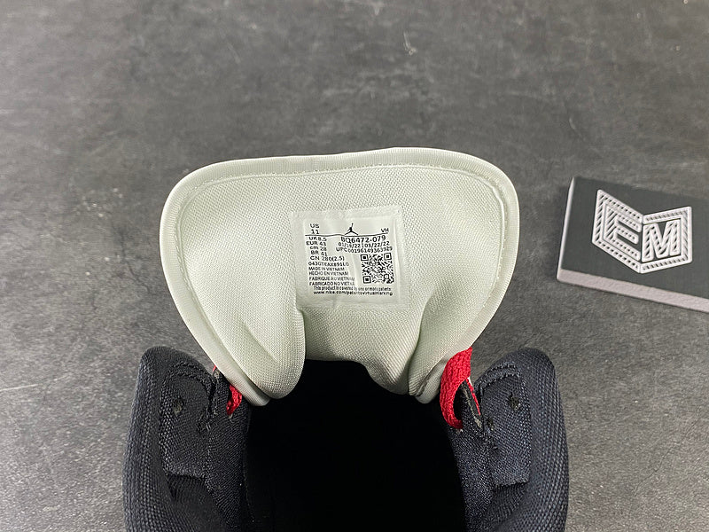 AirJordan 1 Mid Alternate Bred Toe - DRIP DOS ARTISTAS 