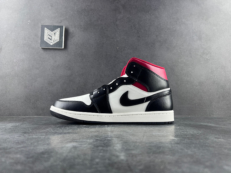 Air Jordan 1 Mid Gym Red Panda (Women's) - DRIP DOS ARTISTAS 