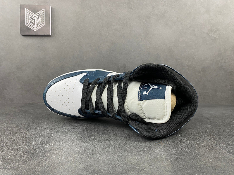Jordan 1 Mid Armory Navy - DRIP DOS ARTISTAS 