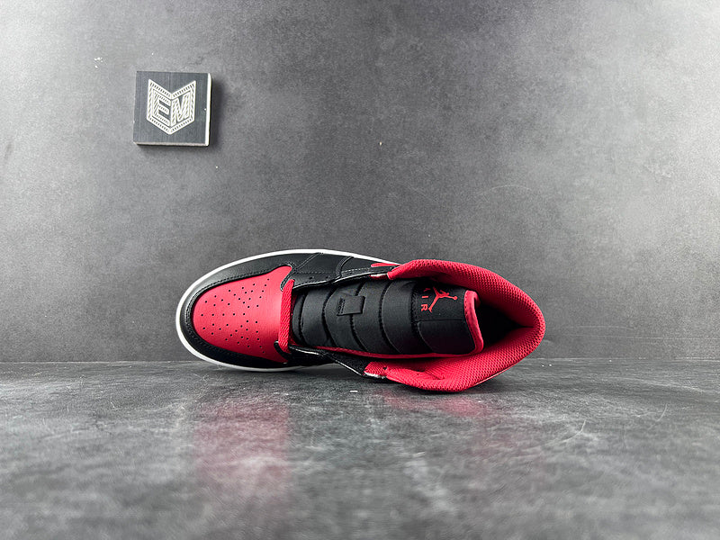 Air Jordan 1 Mid Alternate Bred (2022) - DRIP DOS ARTISTAS 