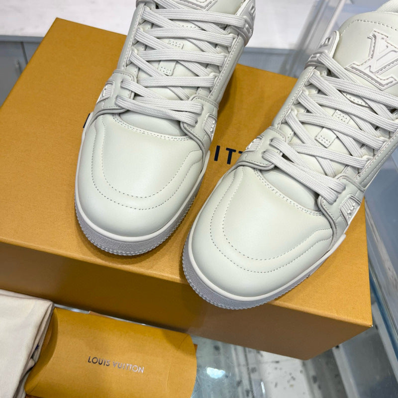 LV - Trainer White