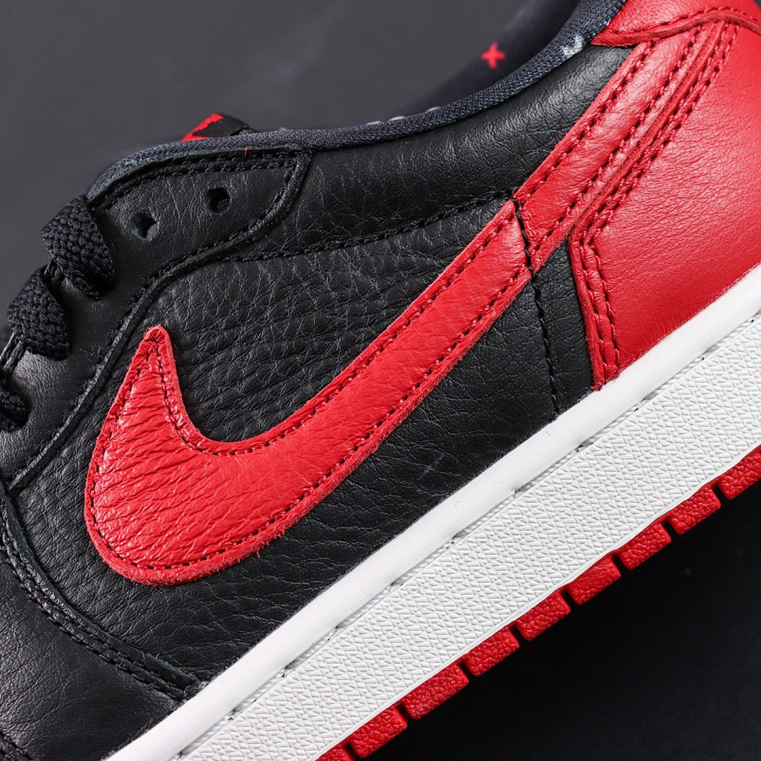 AIR JORDAN 1 LOW NEW CHICAGO