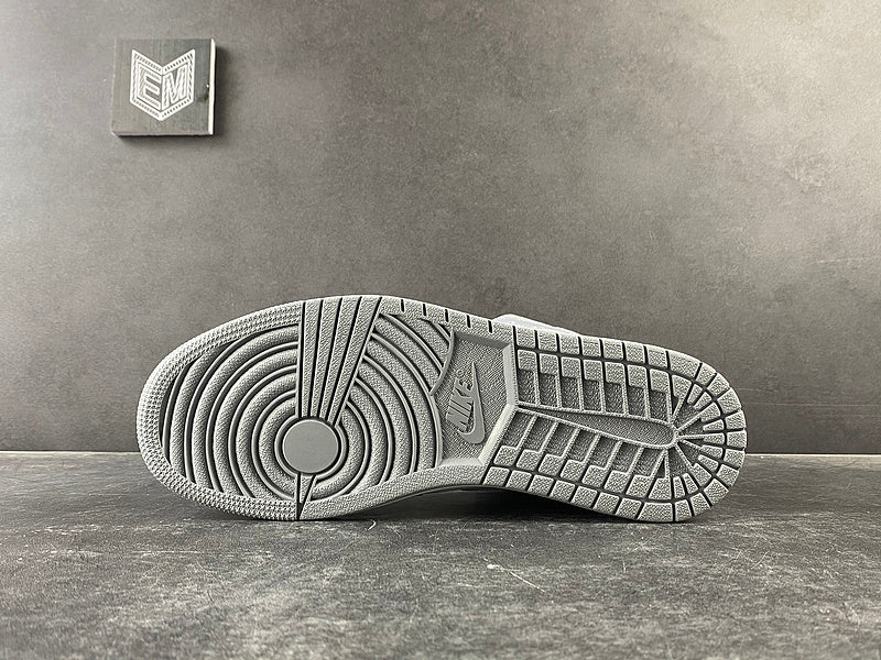 Jordan 1 Mid Stealth (W) - DRIP DOS ARTISTAS 