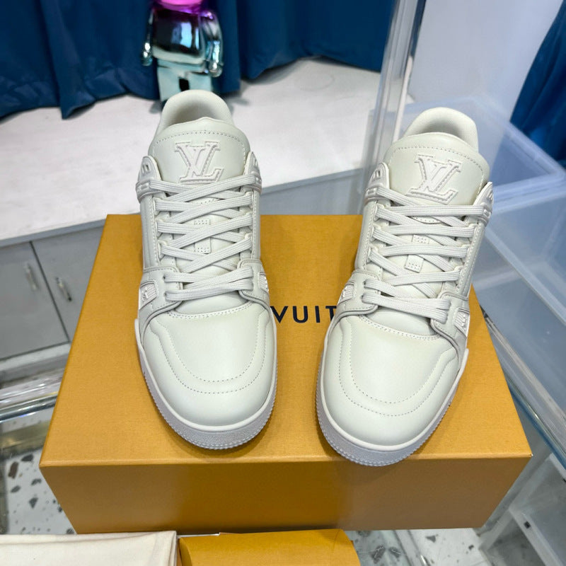 LV - Trainer White