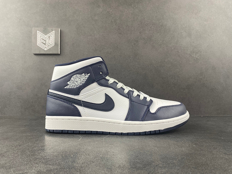 Jordan 1 Mid White Metallic Gold Obsidian - DRIP DOS ARTISTAS 