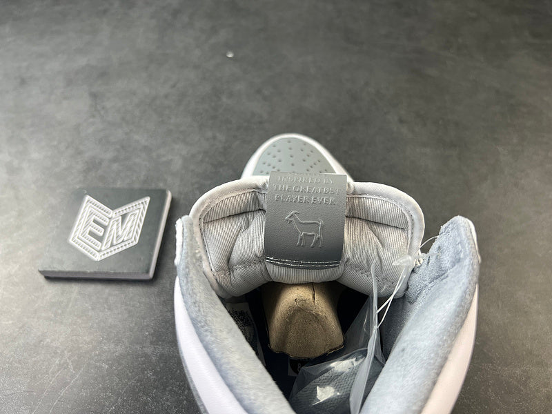 Air Jordan 1 Retro High OG Stealth - DRIP DOS ARTISTAS 