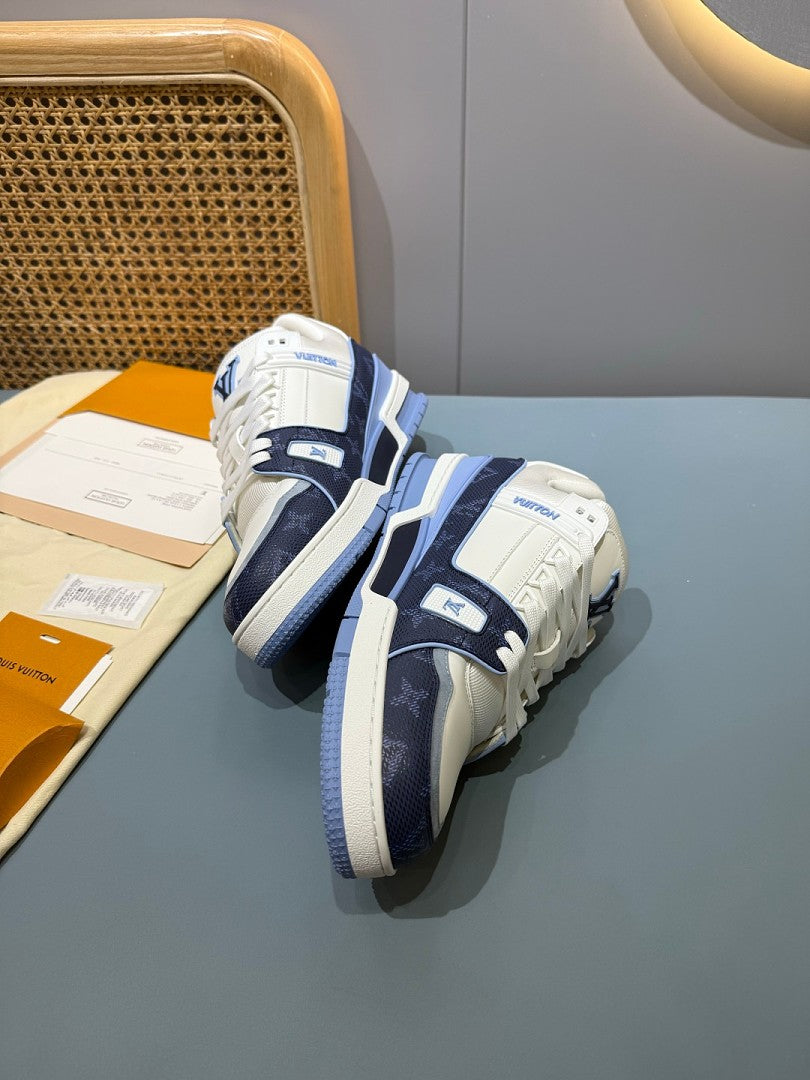 LOUIS VUITTON TRAINER BLUE WHITE