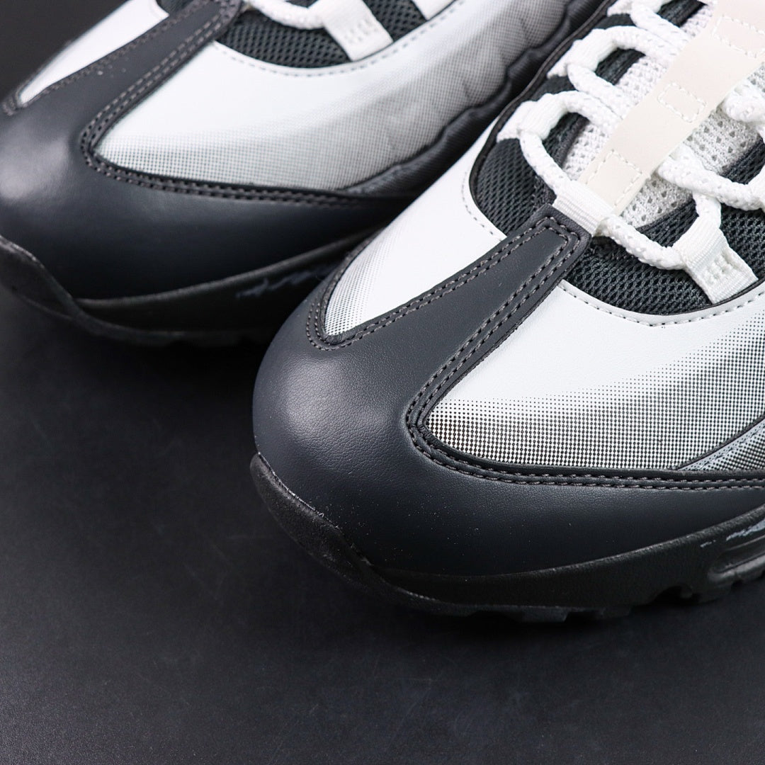 Air max 95 yu-gi-oh! GREY