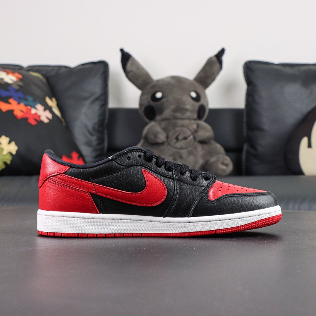 AIR JORDAN 1 LOW NEW CHICAGO