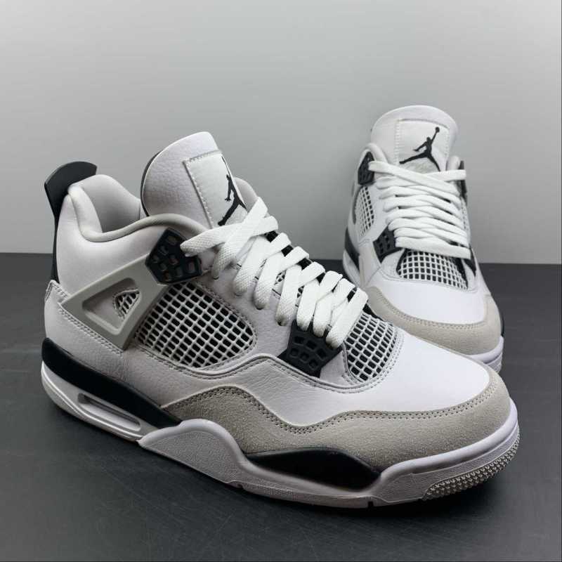 Air Jordan 4 Millitary Black