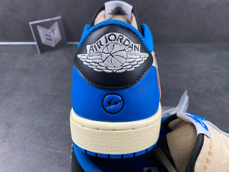 Jordan 1 Low Fragment X Travis Scott - DRIP DOS ARTISTAS 