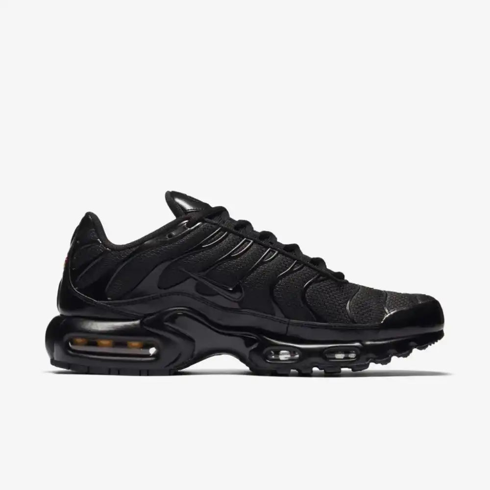 Nike Air Max Plus Triple Black - DRIP DOS ARTISTAS 