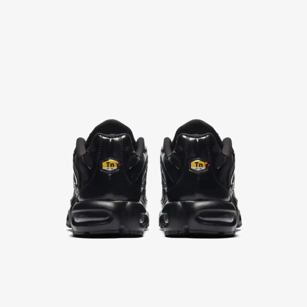 Nike Air Max Plus Triple Black - DRIP DOS ARTISTAS 