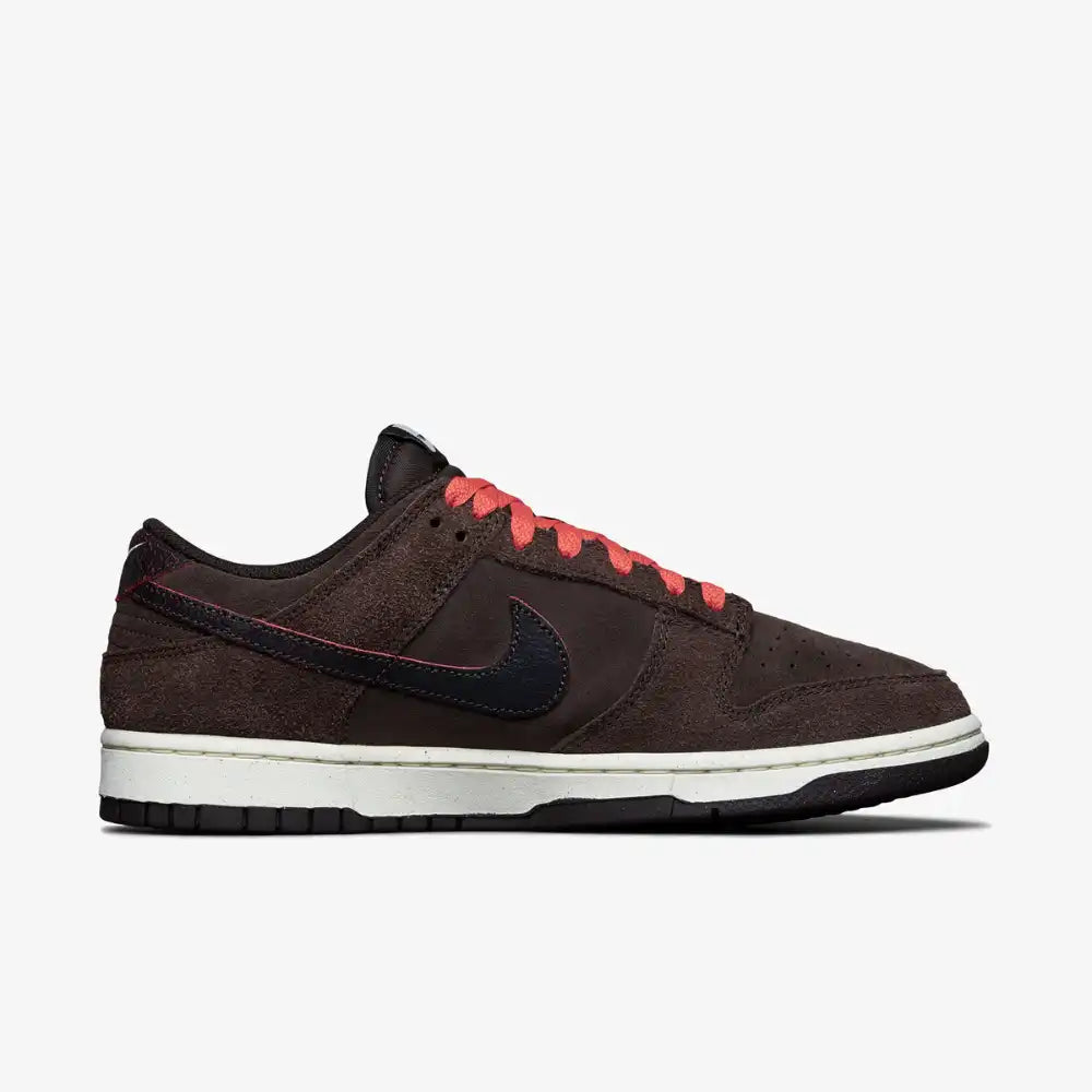Nike Dunk Low PRM Baroque Brown - DRIP DOS ARTISTAS 