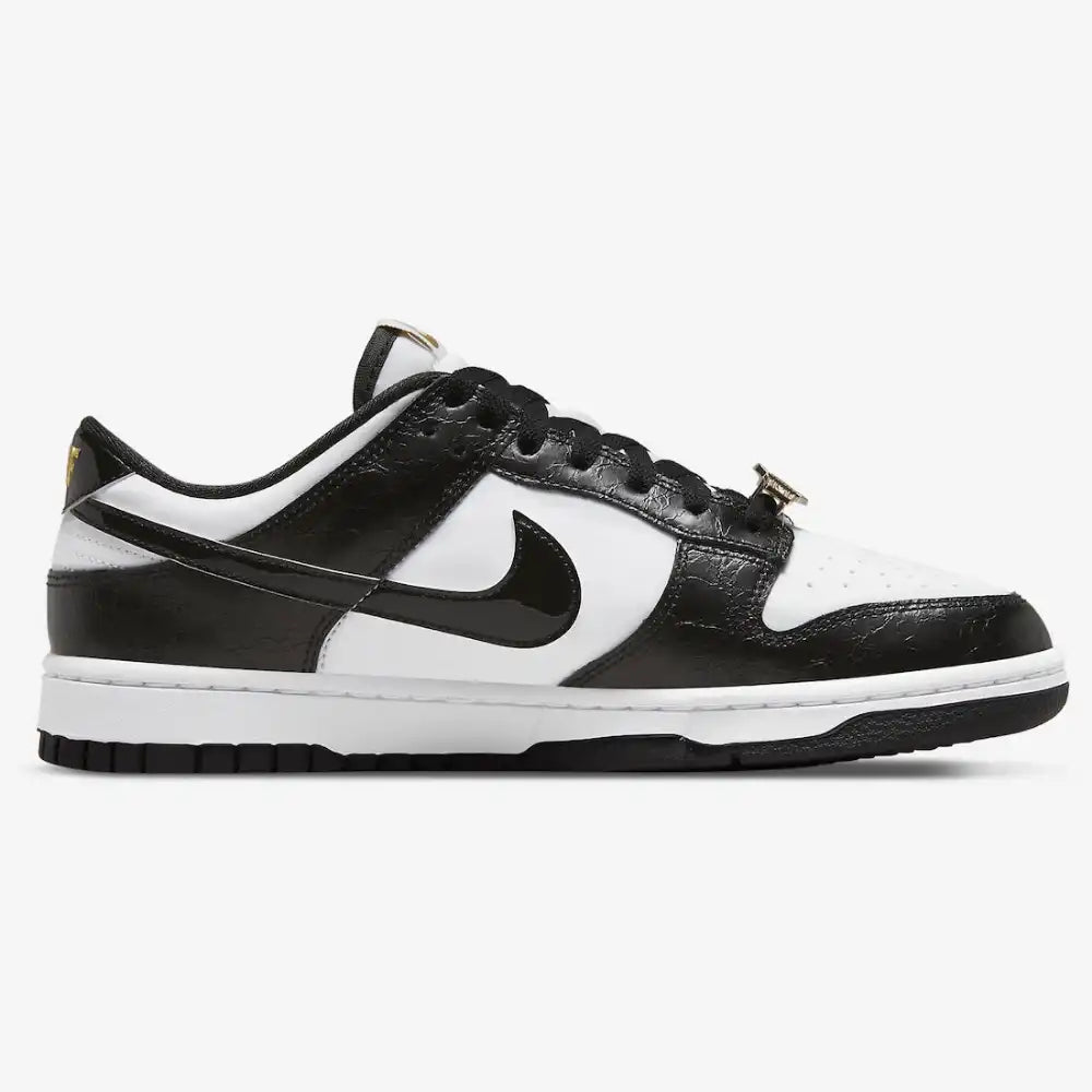 Nike Dunk Low Black World Champ - DRIP DOS ARTISTAS 