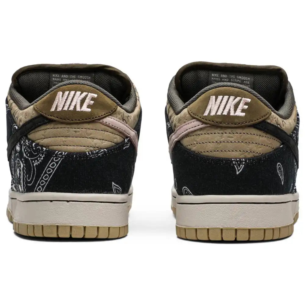 COMPRE E GANHE - Travis Scott x Nike Dunk Low Cactus Jack - DRIP DOS ARTISTAS 